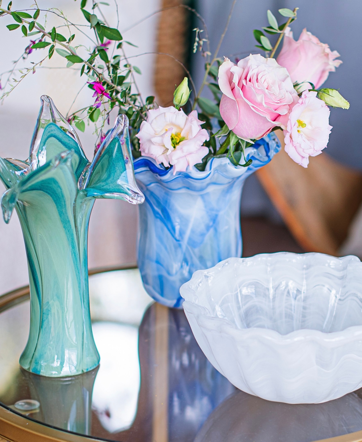 Vietri Onda 8 oz. Glass Twisted Flower Vase