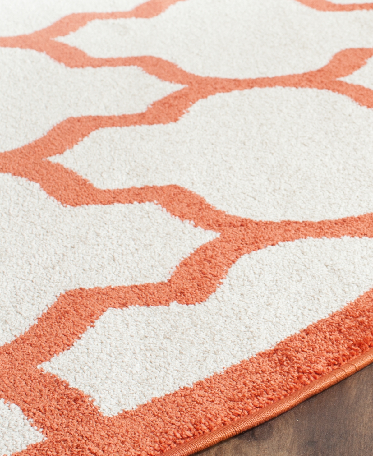 Safavieh Amherst AMT420 Area Rug -Orange