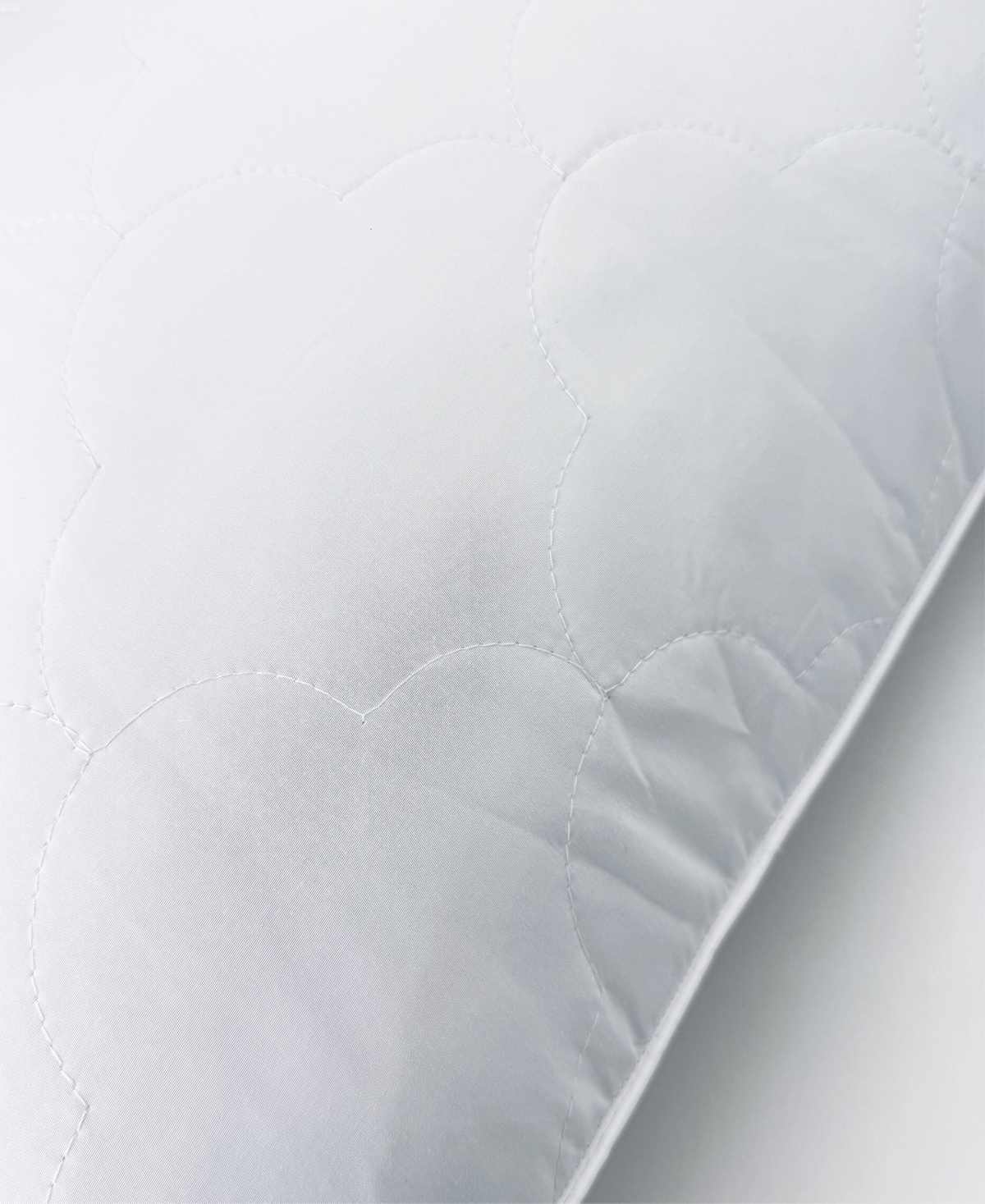 Unikome Cloud Quilted Goose Feather 2-Pack Pillows