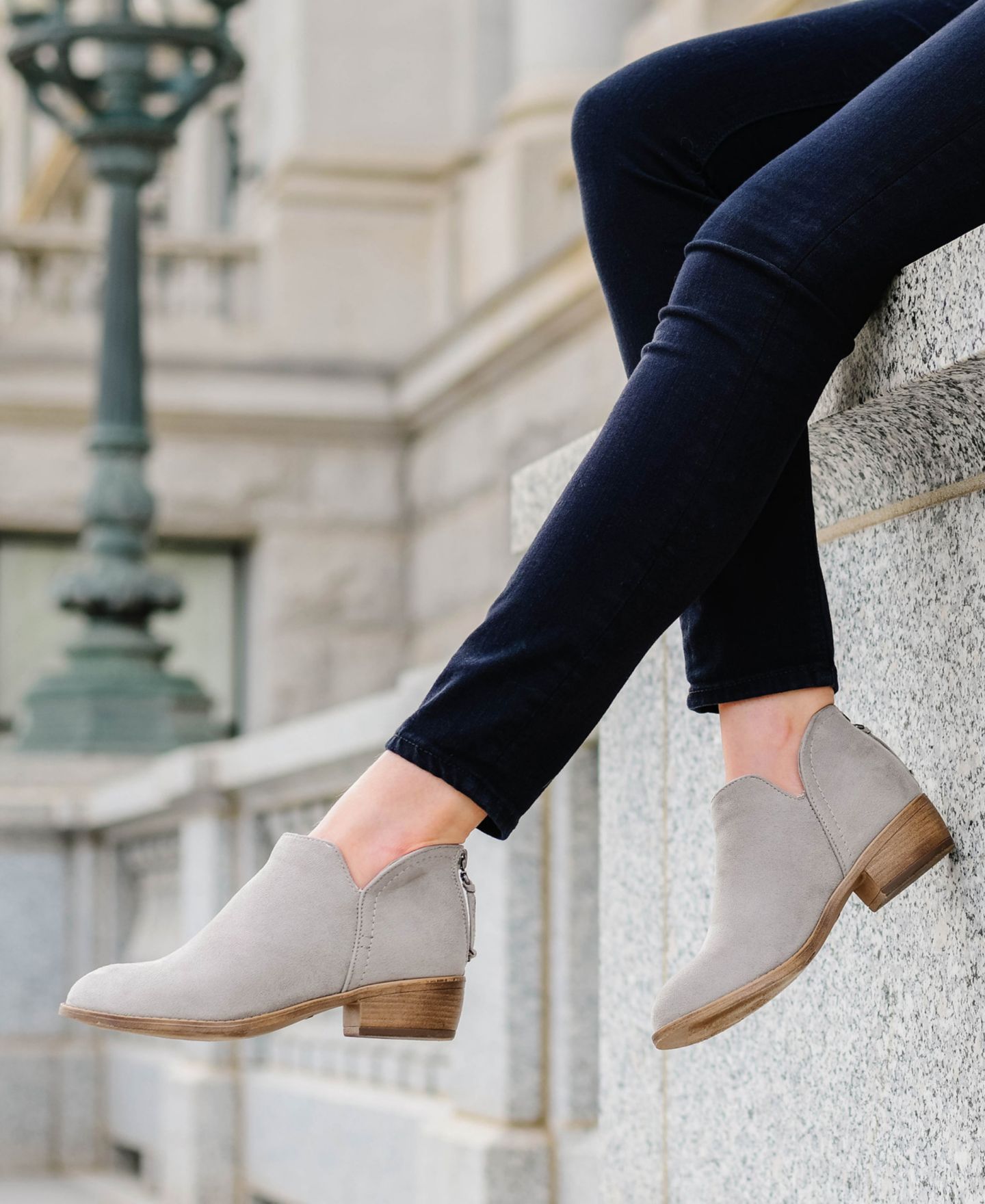 Женские ботинки Journee Collection Livvy Side Split Ankle Booties, цвет: Чёрный — фото 7