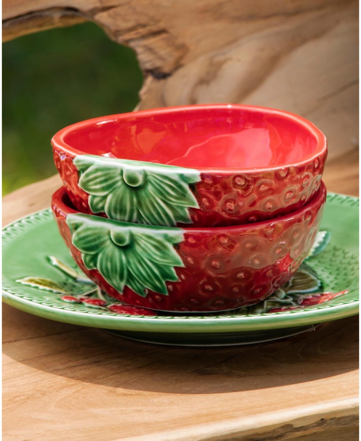Bordallo Pinheiro Strawberries Oval Bowls, Set of 2