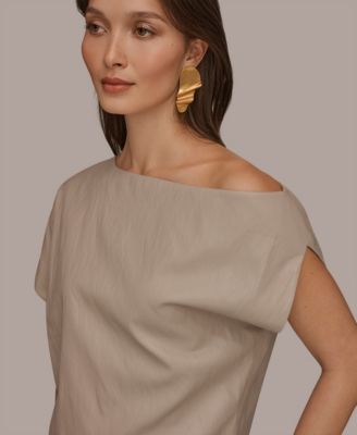 Women's Sleeveless Hem Top