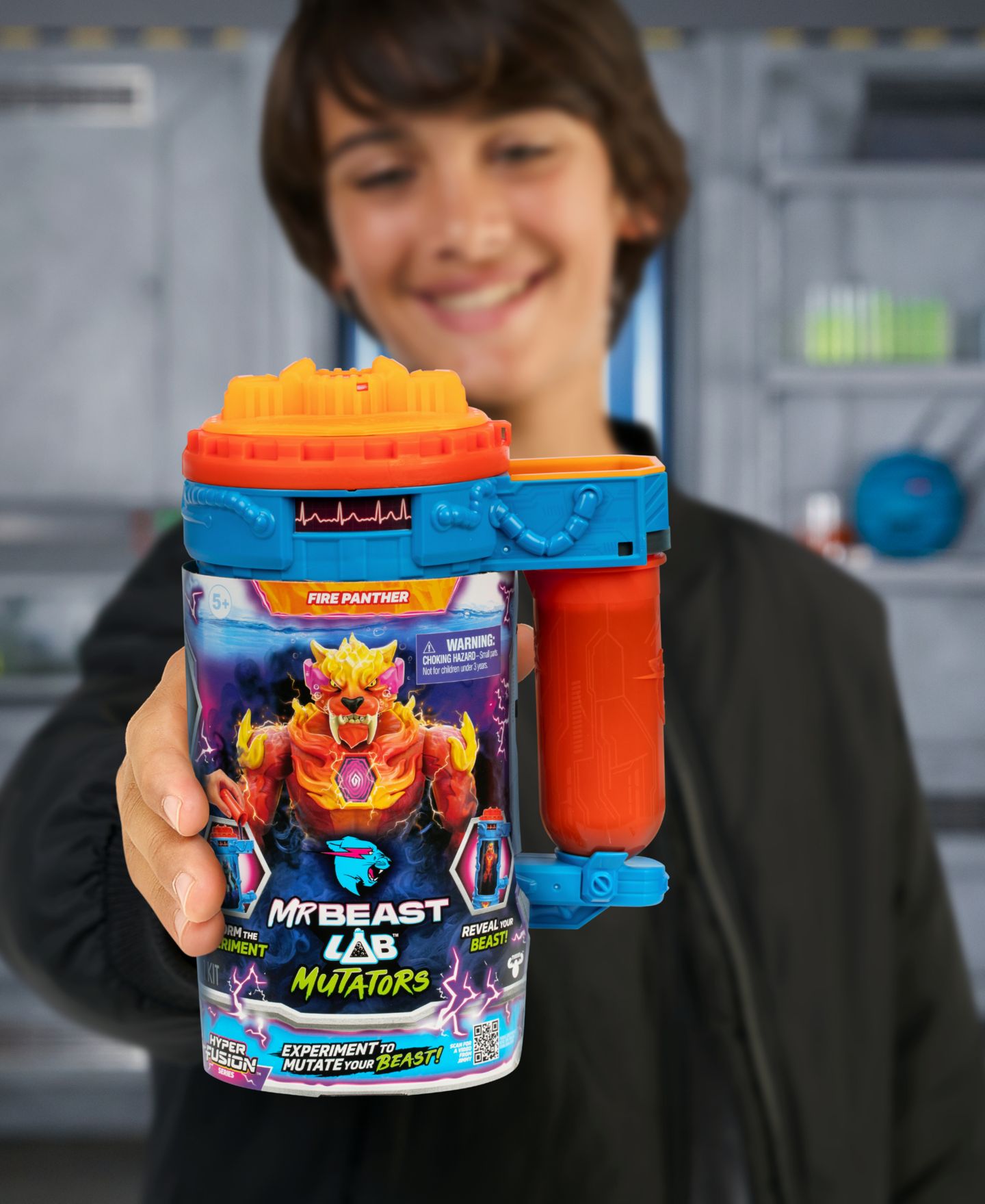 Детская фигурка Mr Beast Lab Mutators Mutation Chamber Flame Panther Action Figure — фото 3