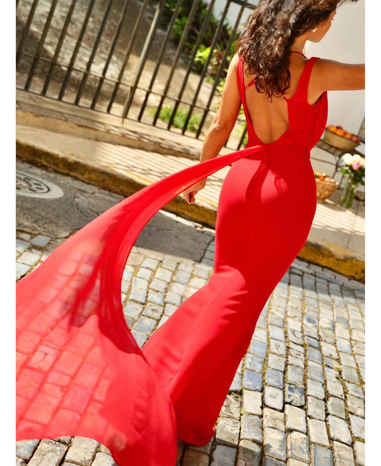 Women's Ulanda Red Chiffon Lace Backless Maxi Train Dress