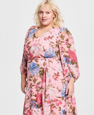 Plus Size Belted V-Neck Dress