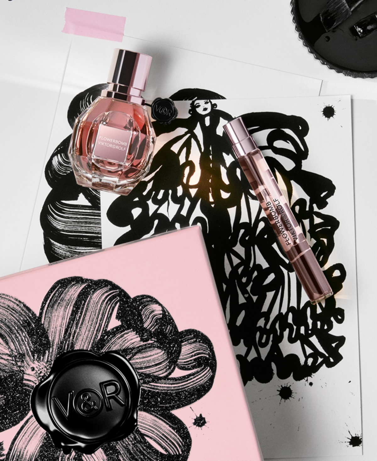 Viktor & Rolf Flowerbomb 2-Pc. Eau De Parfum Gift Set with Travel Spray