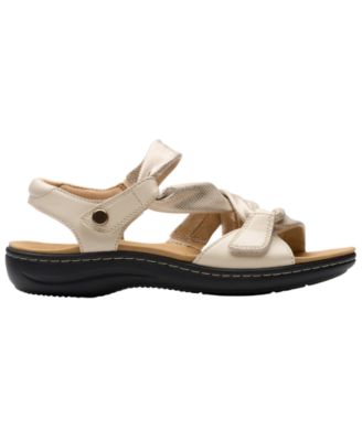 Women's Collection  Laurieann Bell Round Toe Sandals