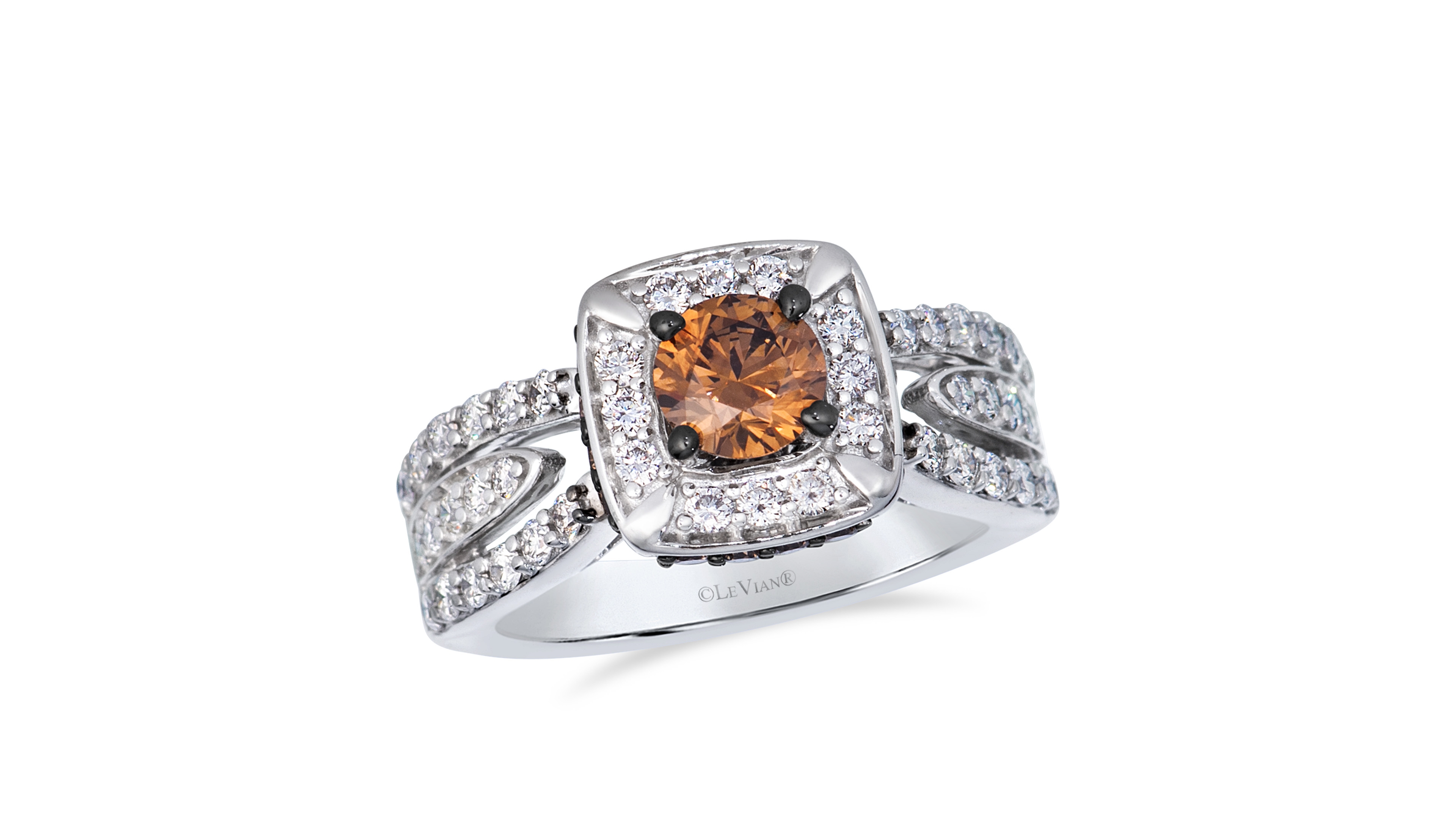 Le Vian Chocolate Diamond (0.79 ct. t.w.) & Vanilla Diamond (0.63 ct. t.w.) Bridal Ring in 14k Vanilla Gold