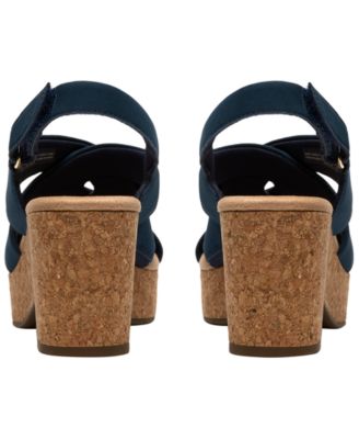 Women's Nerisa Grace Round Toe Wedge Sandals