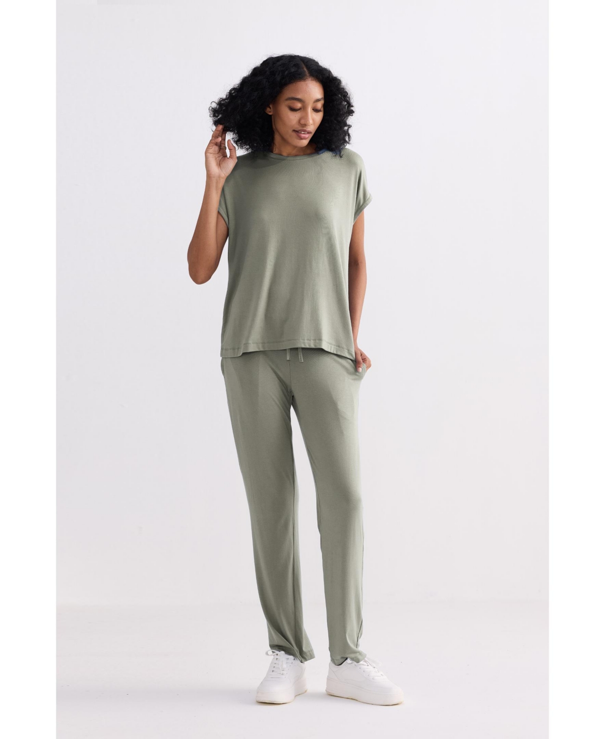 Reistor Women's Relaxed Tee Olive