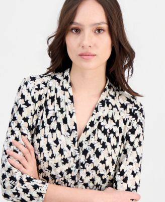 Petite Printed V-Neck 3/4-Sleeve Top
