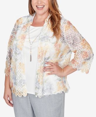 Plus Size Al Fresco Lace Floral Two In One Top with Necklace