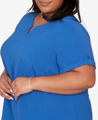 Plus Size The Royal Treatment Solid Rolled Short sleeve Top