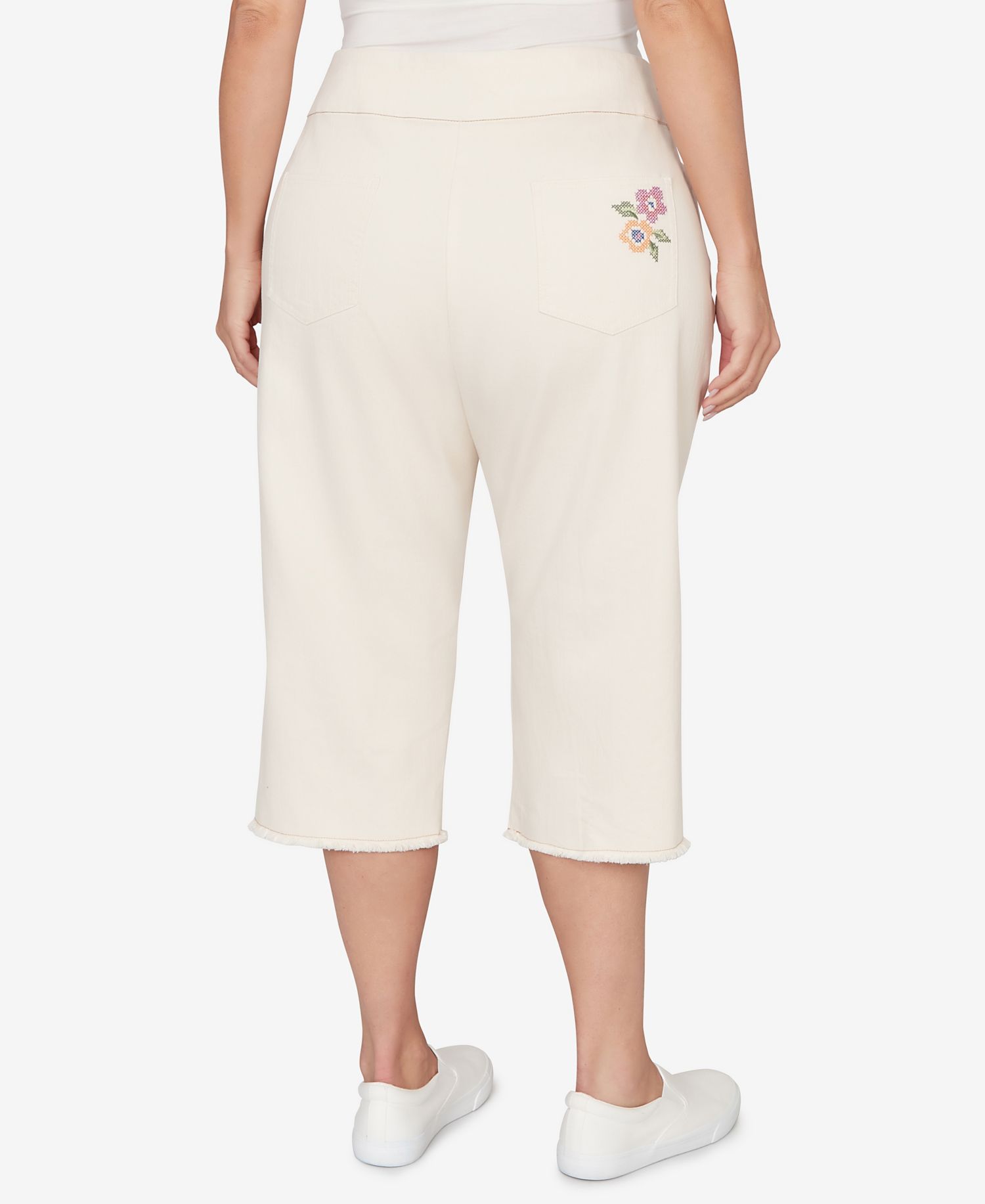 Plus Size Beachcomber Floral Cross Stitch Super Stretch Denim Capri Pants