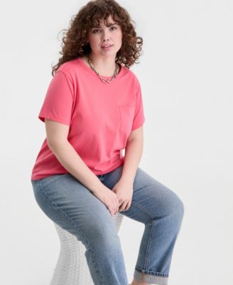 Trendy Plus Size Everyday Pocket T-Shirt