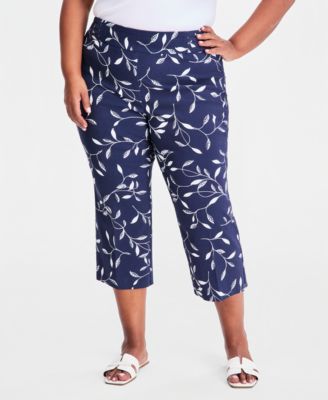 Plus Size Winding Leaves Rivet Capri Pants