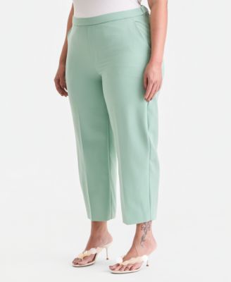 Plus Size High Rise Pull-On Cropped Pants