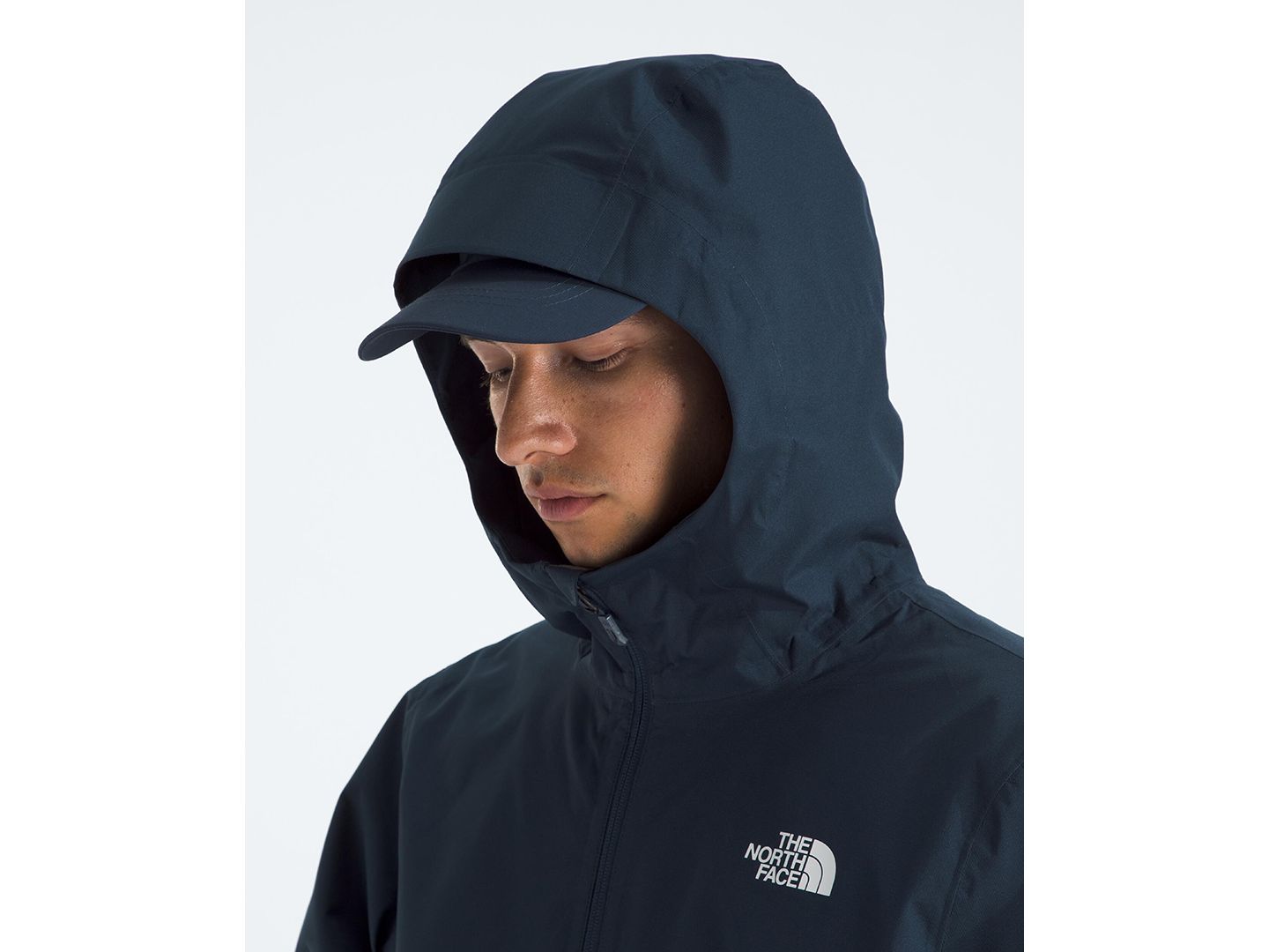 Мужская куртка The North Face Quest, цвет: Снежный тёмно-синий — фото 4