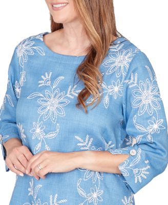 Petite Classics Tossed Floral Embroidered Crewneck Top
