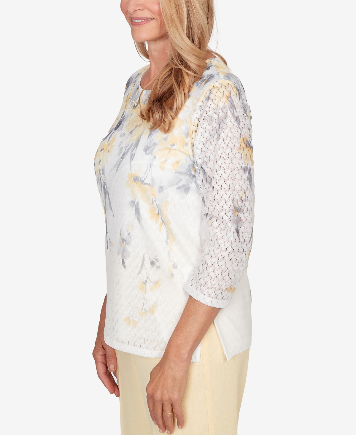Alfred Dunner Petite Al Fresco Textured Floral Crew Neck Top