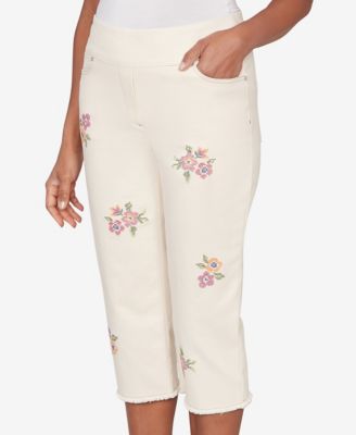 Petite Beachcomber Floral Cross Stitch Super Stretch Denim Capri