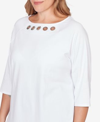 Plus Size Grommet Neck Solid Knit Top