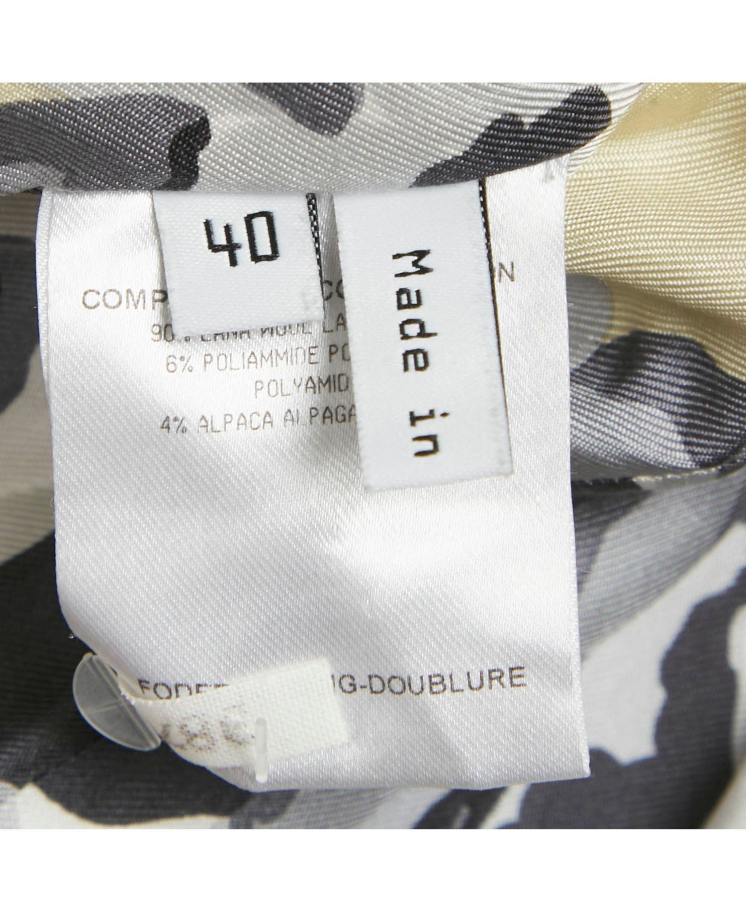 Women's Cream Tweed Ruffled Tie-Up Neck Detail Jacket