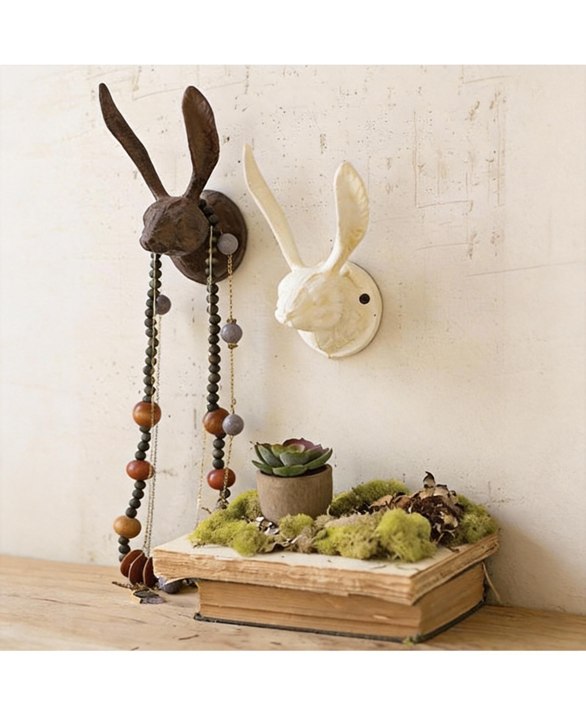 Yigii Rustic Cast Iron Rabbit Wall Hook - Versatile, Sturdy, Fun