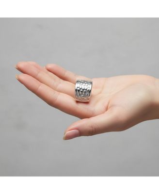 Timeless White Gold Plated Pebble Pattern Textured Band Ring