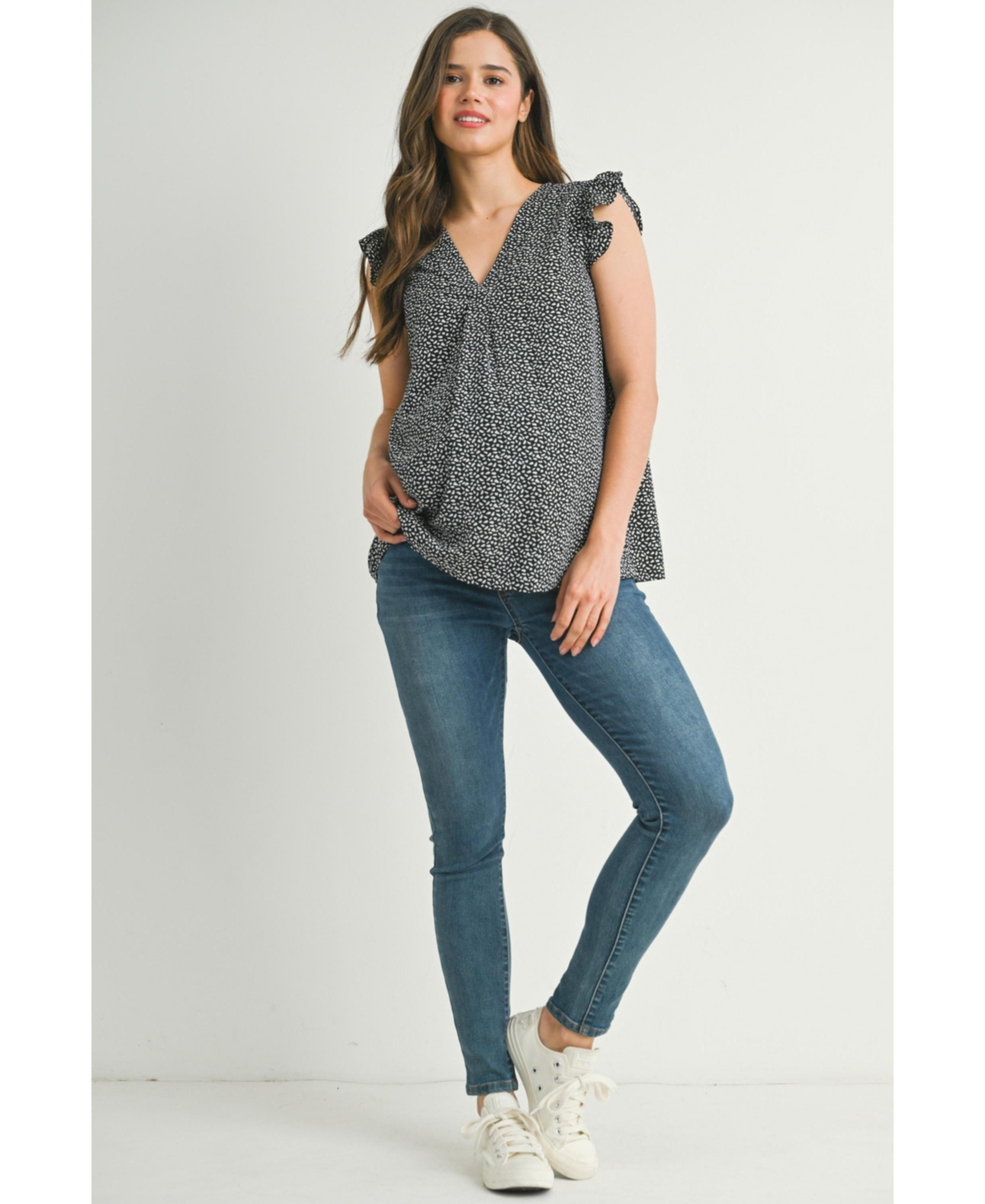 Hello Miz Maternity Women s Printed Flutter Cap Sleeve V-Neck Top