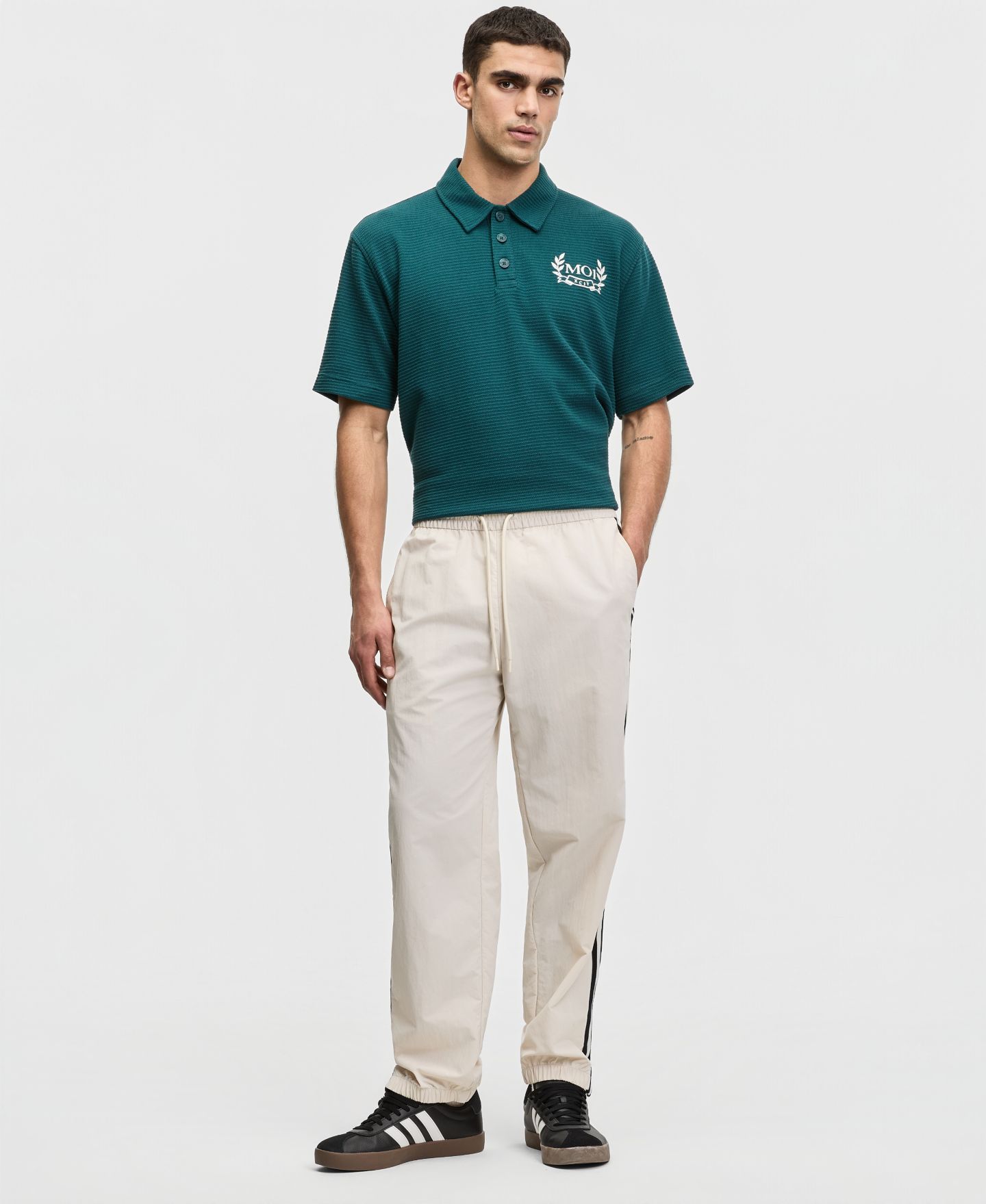 Мужские брюки Mode of One Relaxed-Fit Track Pants, цвет: Состаренный кремовый — фото 1