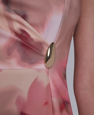 Women's Sleeveless Crew Neck Asymmetrical Dress