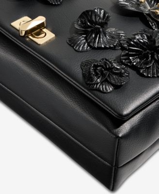 Soft Ajae 3D Flower Shoulder