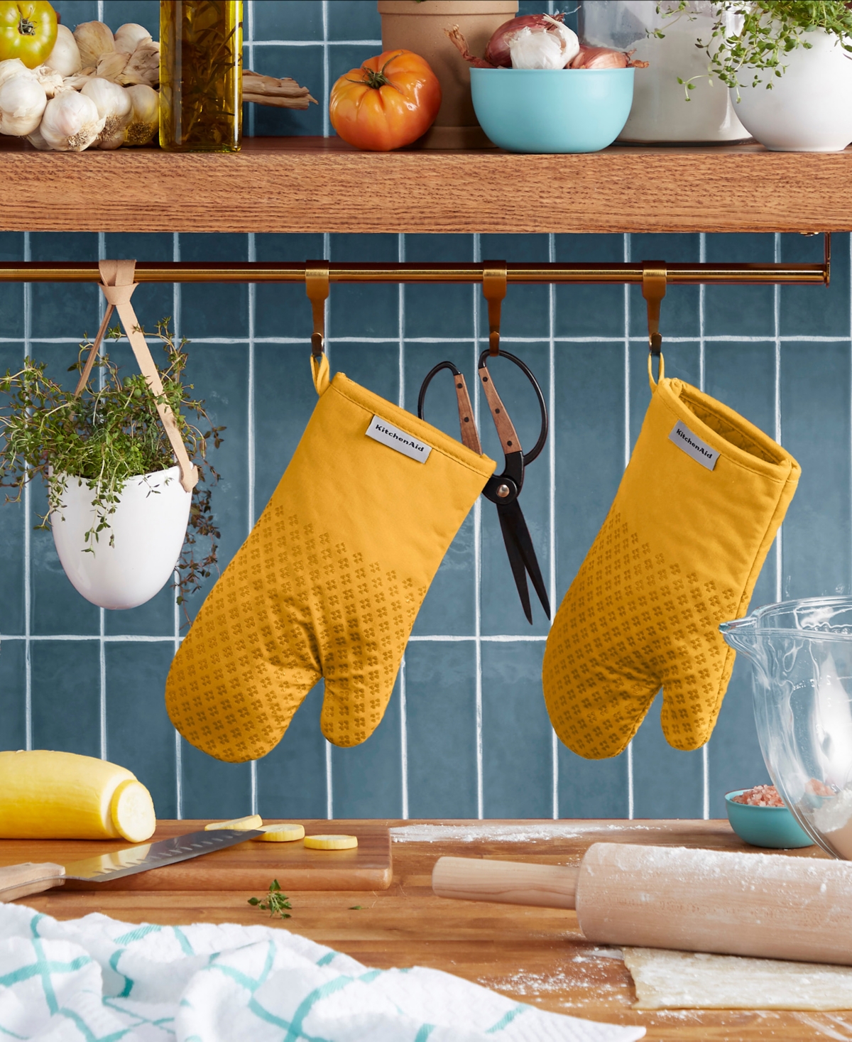 KitchenAid Asteroid Oven Mitt Set, 2 Piece