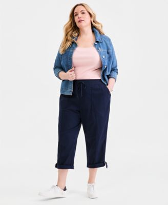 Plus Size D-Ring Cuffed Capri Pants