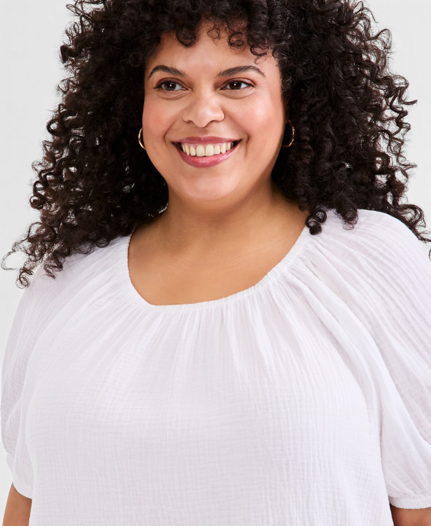 Plus Size Cotton Gauze Scoop-Neck Puff-Sleeve Top