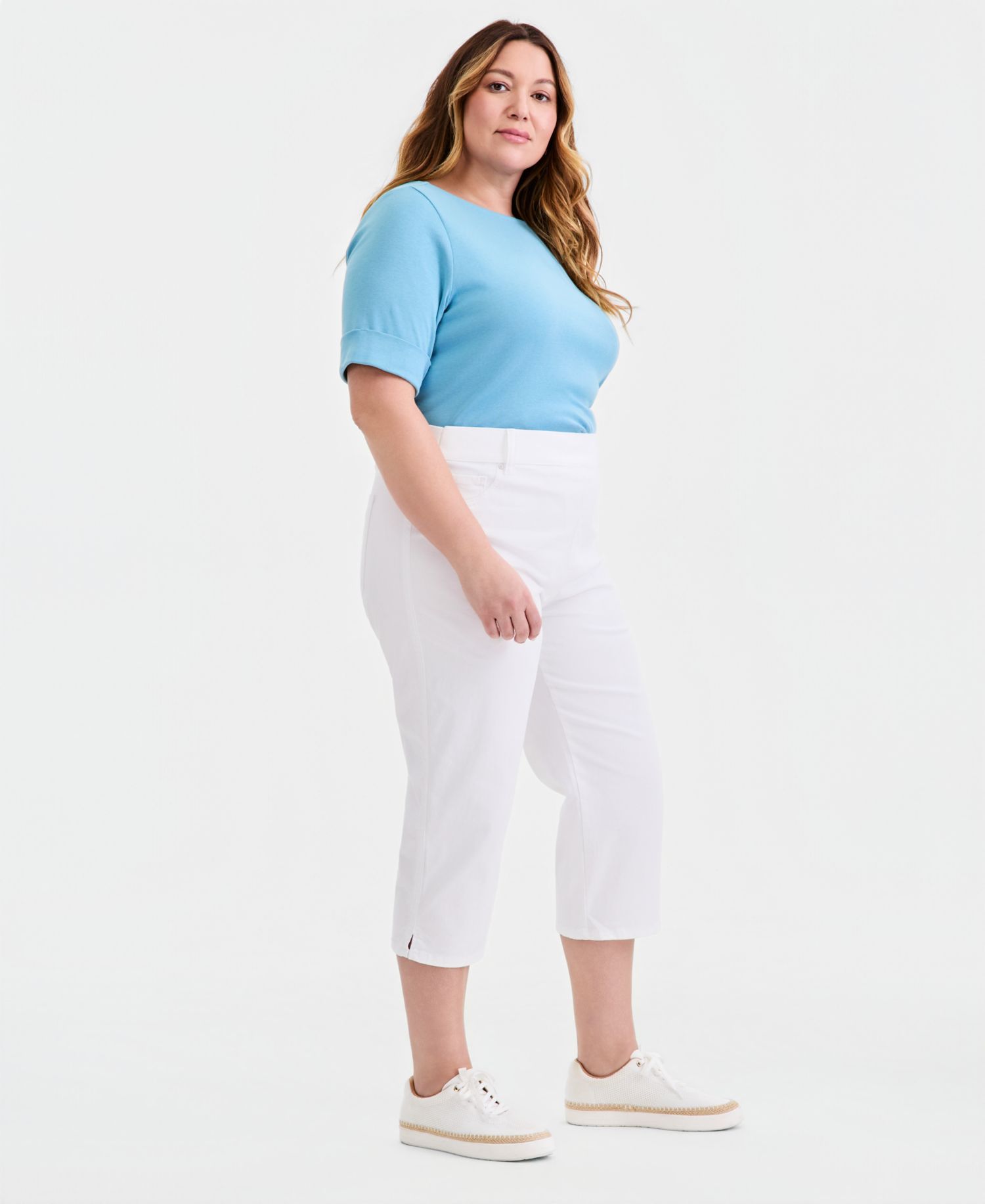Plus Size High-Rise Shaping Capri Jeans