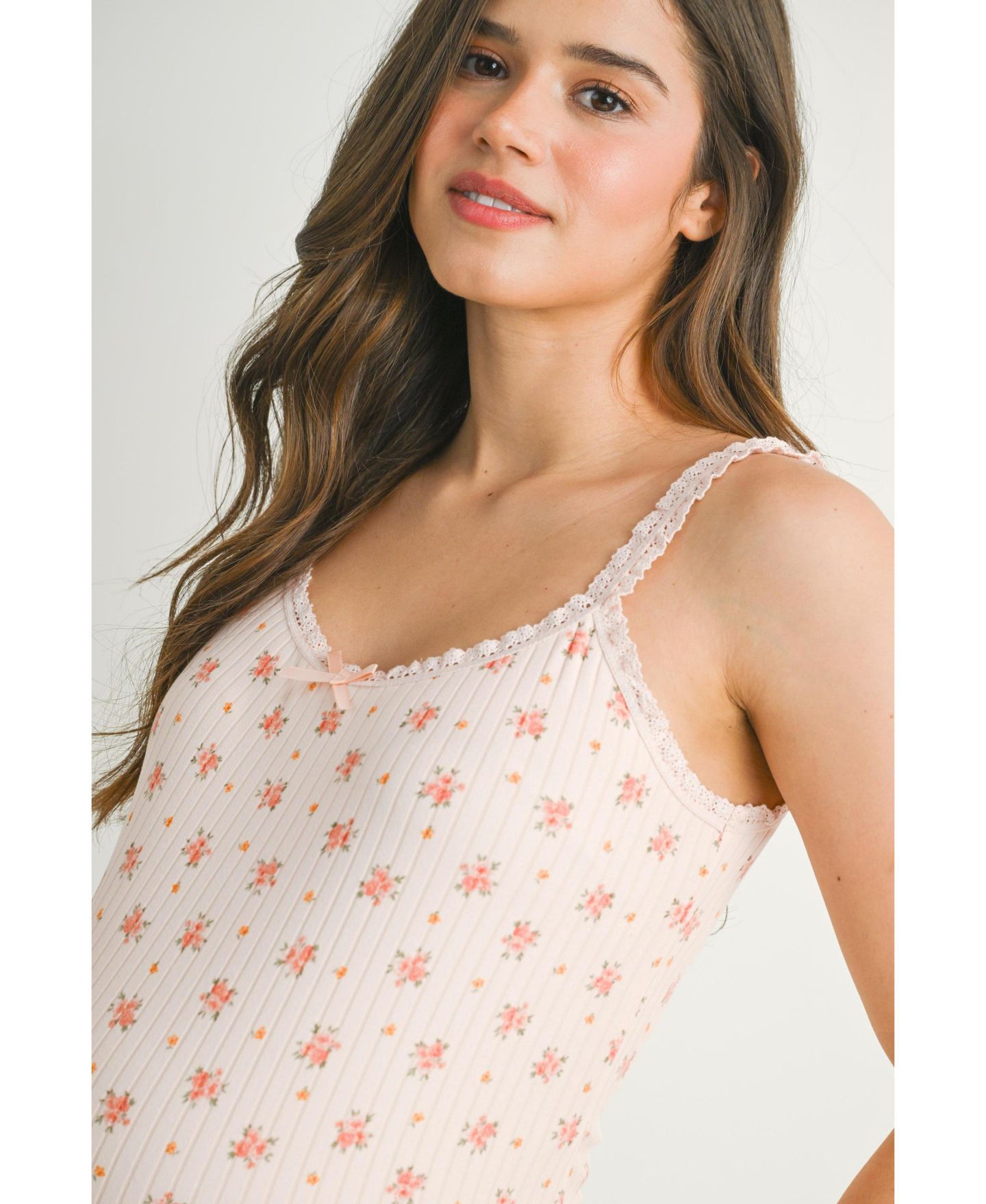 Женский топ Hello Miz Maternity Ribbed Floral Lace Trim Cami Tank Top, цвет: Пудровый — фото 5