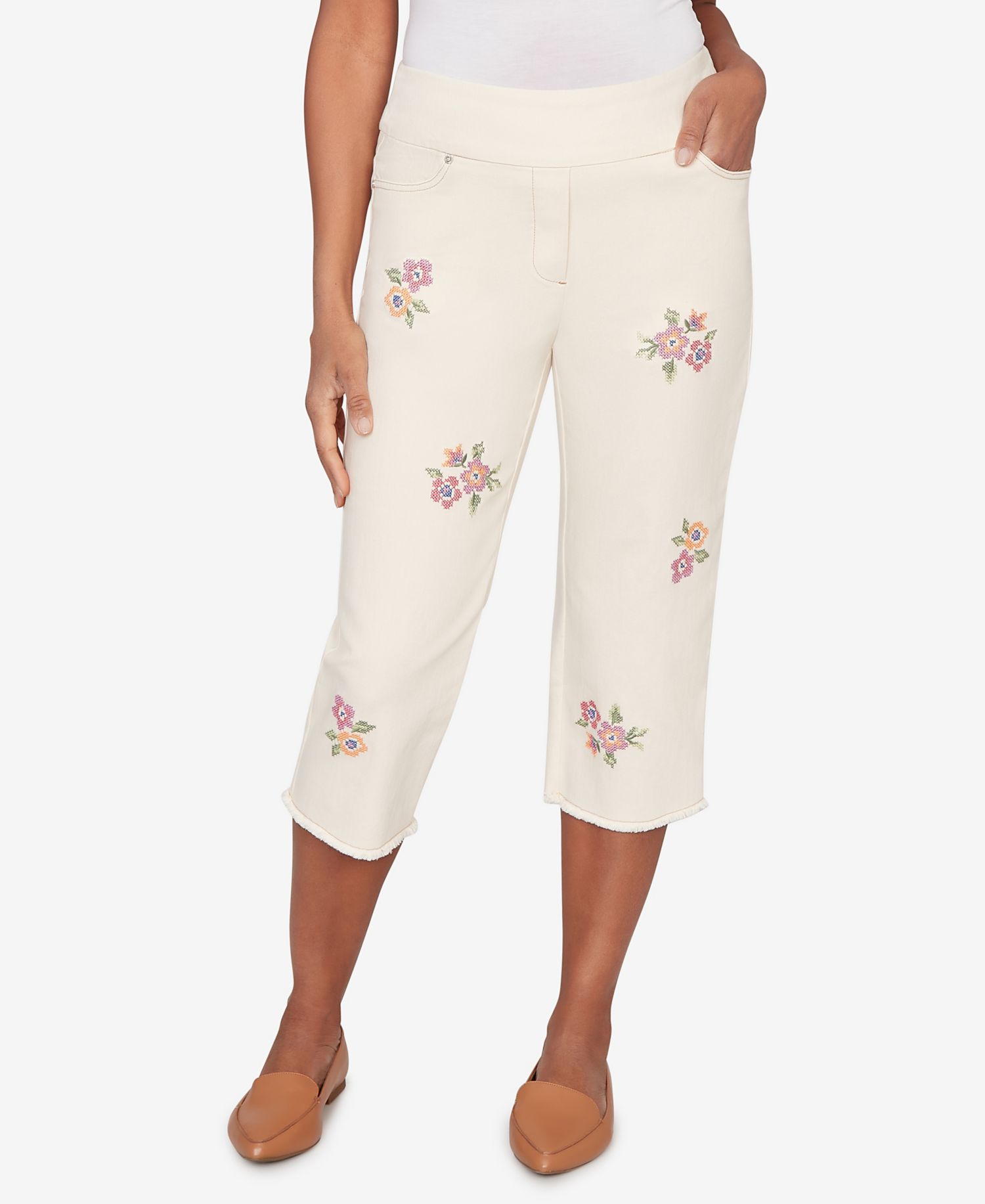 Women's Beachcomber Floral Cross Stitch Super Stretch Denim Capri Jeans