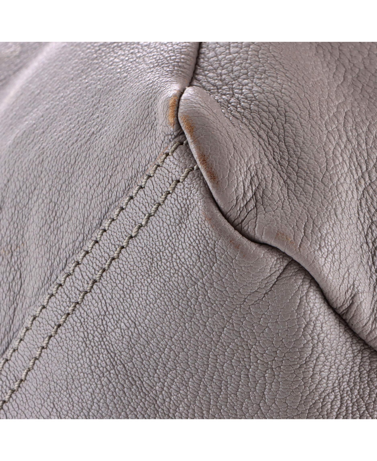 Pre-Owned Givenchy Medium Pandora Bag Leather