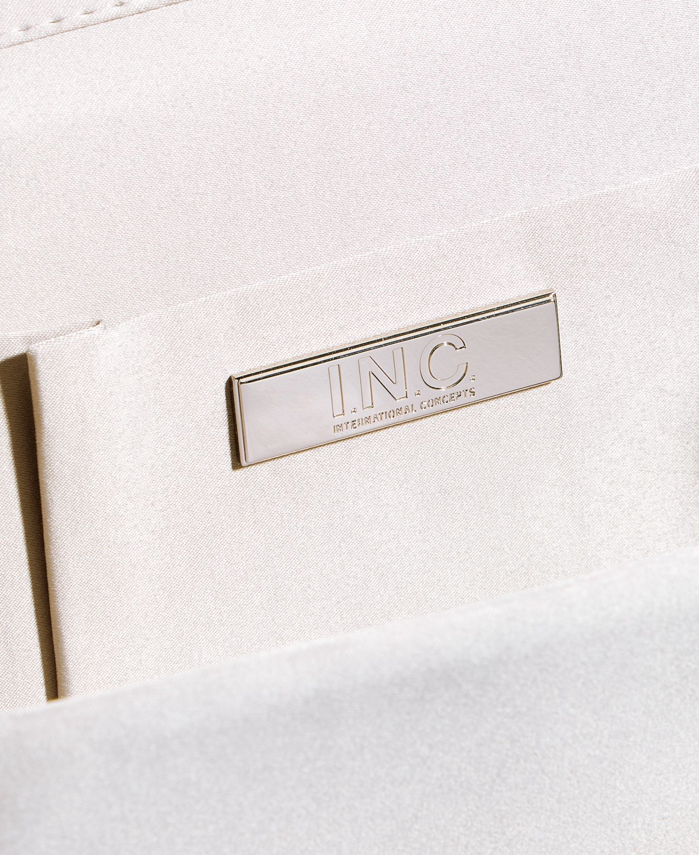 Женский клатч I.N.C. International Concepts Imitation Pearl XL Diamond Mini Flap Clutch, цвет: Серебряный — фото 7