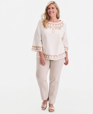 Plus Size Boat Neck Lace Detail Top