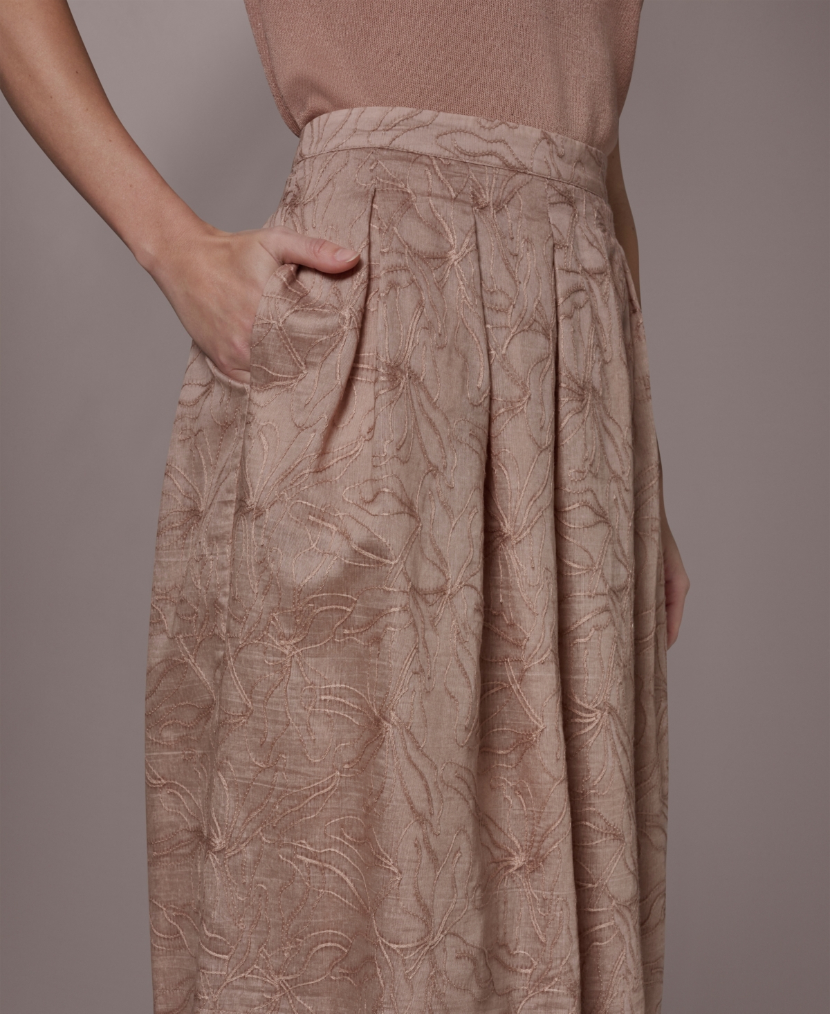 Donna Karan New York Women's Embroidered Pleated Skirt