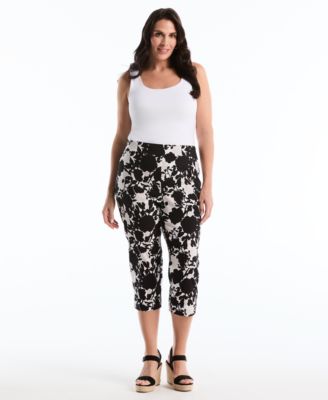 Plus Size Floral Riveted Vent Printed Capri Pants