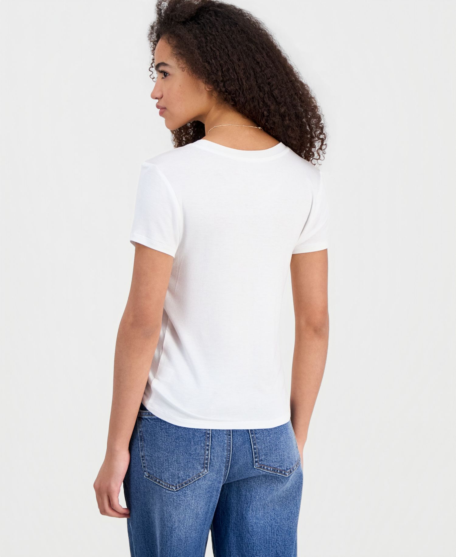 Juniors' Embellished Surfboard Graphic T-Shirt
