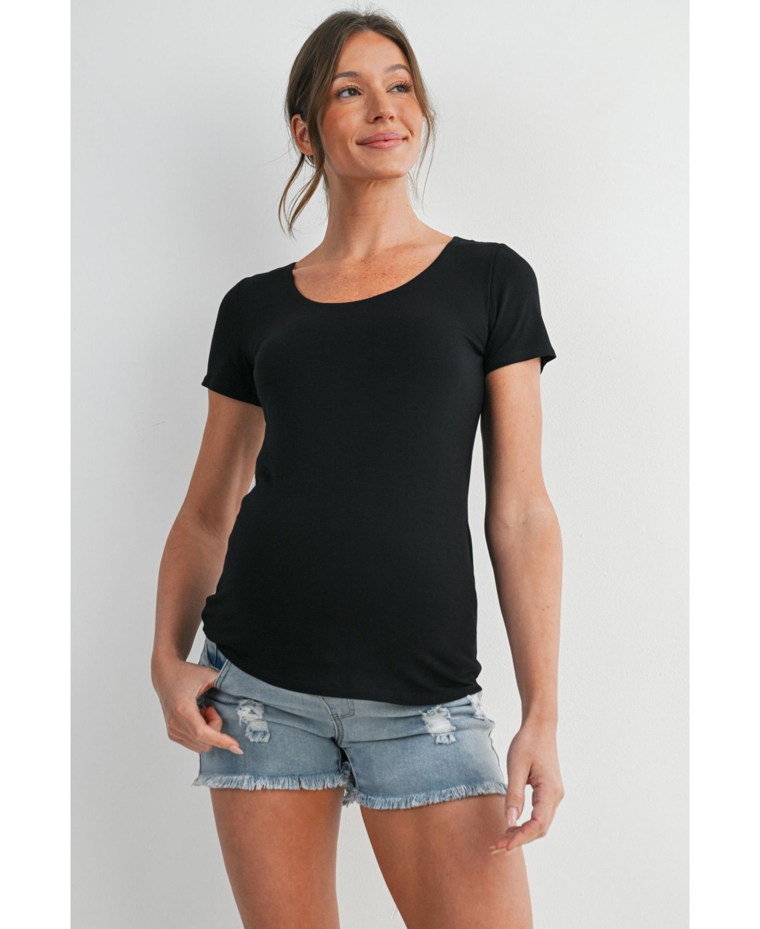 Maternity Scoop Neck Short-Sleeve Fitted T-Shirt
