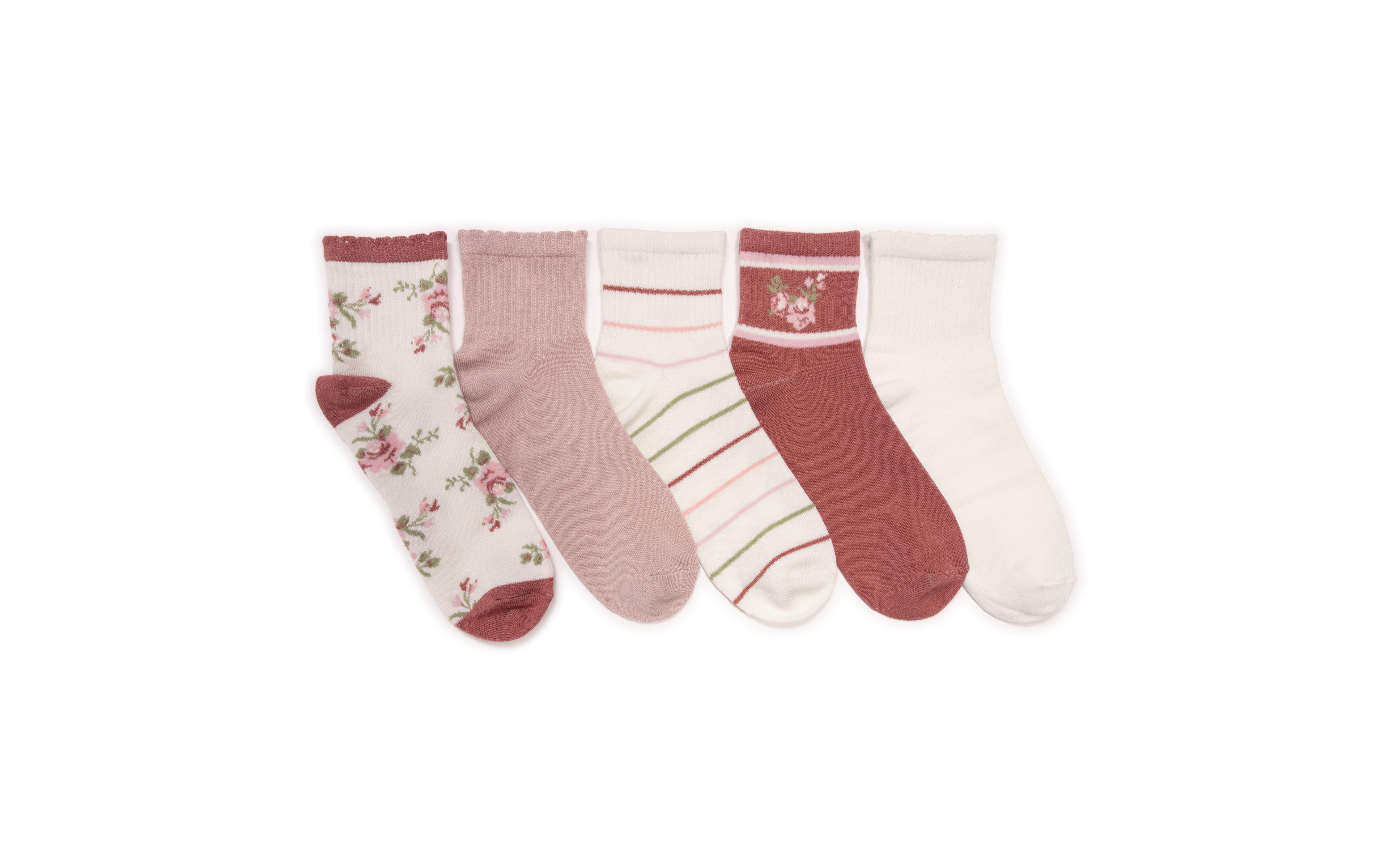 Muk Luks Women's Quarter Crew Novelty Socks, 5 Pair Pack