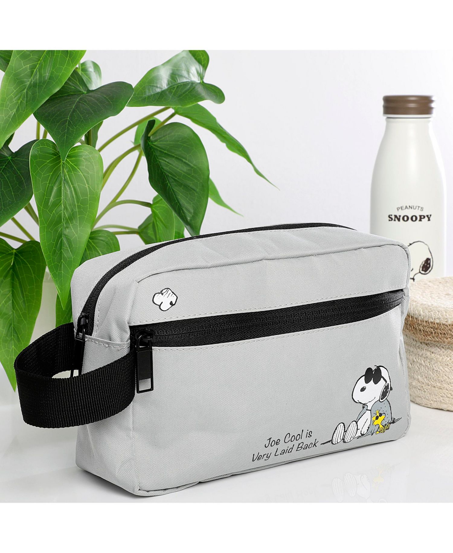 Snoopy and Woodstock Travel Bag for Toiletries Official License, Joe Cool Hygiene Travel Bag