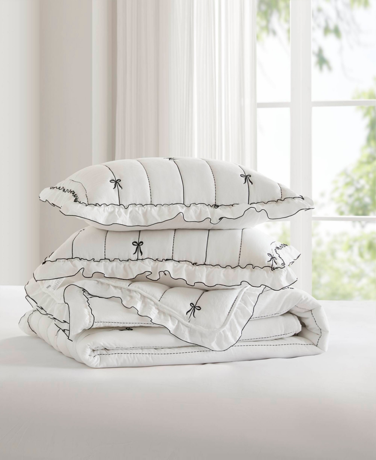 Intelligent Design Liv Microfiber Down Alternative 3-Pc. Quilt Set, Full/Queen