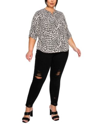 Plus Size Animal Double Knit 1 Button Henley 3/4 Sleeve Top